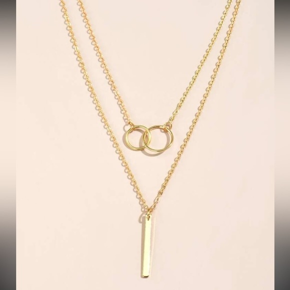 Geometric layered chain necklace with circle and bar pendants gold - Picture 3 of 9